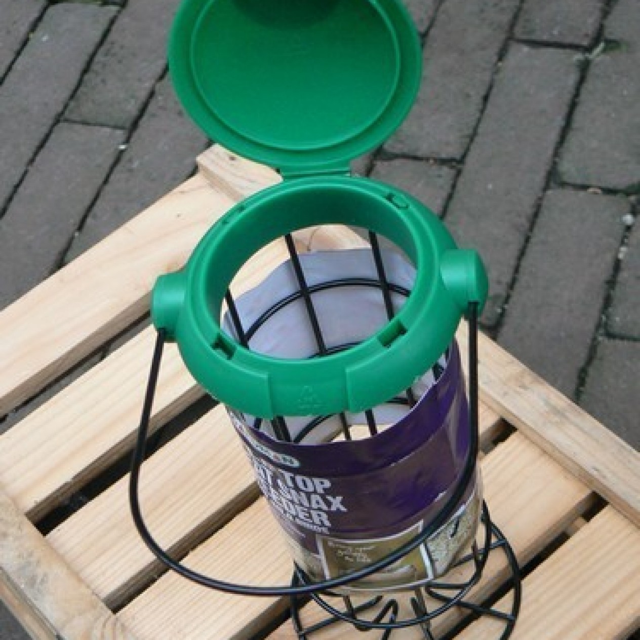 861240-voederhoudertje-vetbolsilo