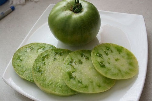 Beef tomato 'Green Giant'