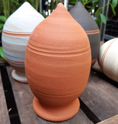 Oorwormpot terra, voor op stok