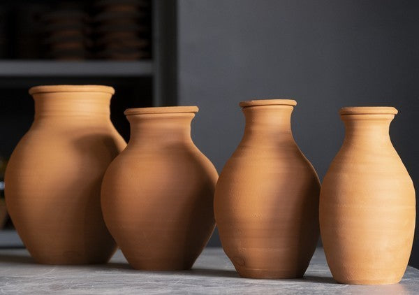 Olla watering pot 2.5 Litre (23 cm high)