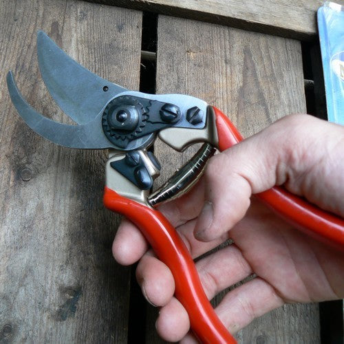 Pruning shears K-0900 Universal pruning shears